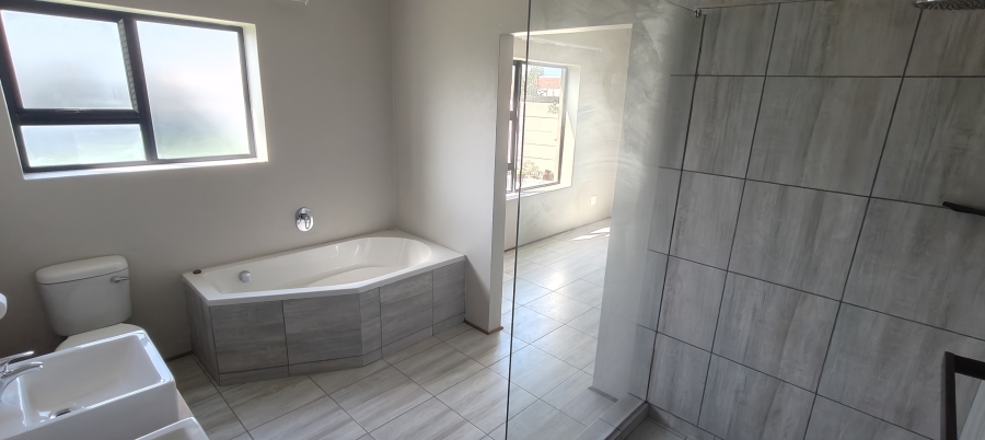 3 Bedroom Property for Sale in Colchester Eastern Cape